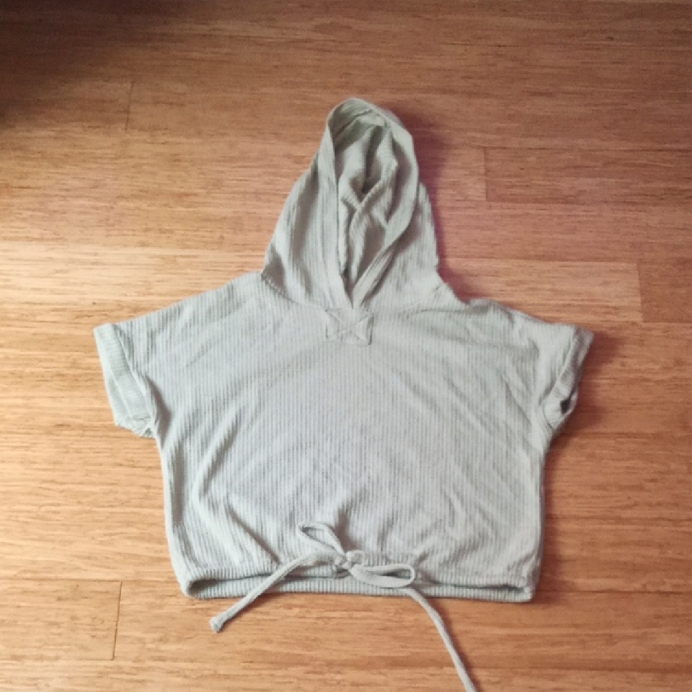 Paper Crane Light Green Hooded Crop Top - Size Extra Small